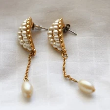Vintage Avon Signed Faux Pearl Gold Tone Stud Dangly Earrings 2” Women’s