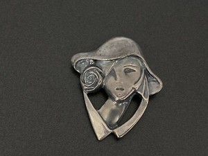Vintage-Elegant-Dimensional-Sterling-Silver-Cameo-Lady-Pin-Brooch