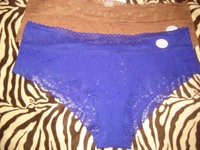 Lot Of 2 Womens Gap Body Super Soft Lace Tangas S $25 Purple Parfait & Honey Lot Of 2 Womens Gap Body Super Soft Lace Tangas S $25 Purple Parfait & Honey