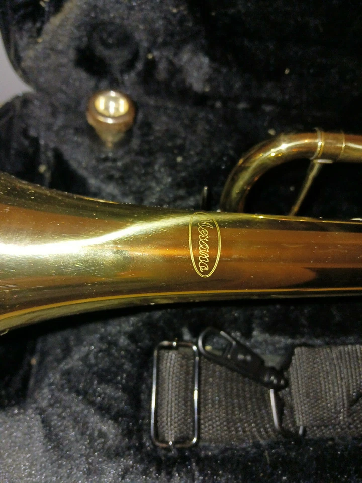Merano Brass Trumpet with Mouthpiece and Case - Excellent Condition - Image 4 of 4