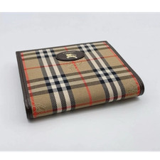 BURBERRY Nova Check Bifold Wallet with Kiss Lock and Horse Logo