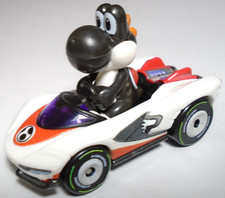2020 HOT WHEELS MARIO KART BLACK YOSHI P-WING WHITE 1:64 DIECAST 2 3/8" CART CAR