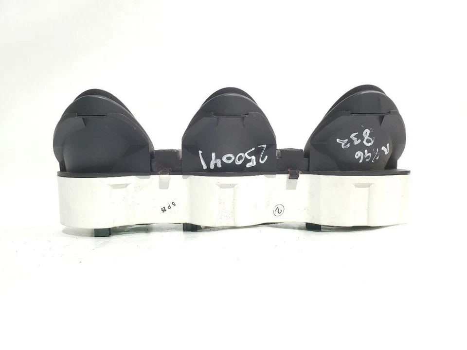 Mitsubishi 3000GT 1995 OEM medidor de batería de aceite de temperatura MB604753 Foto 4 de 4