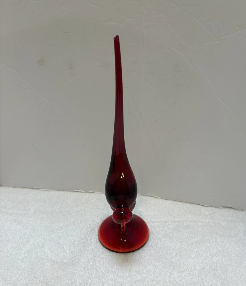 Vintage MCM Viking Glass Ruby Red Long Tail Bird 11”Chip End Of Tail - Image 3 of 4