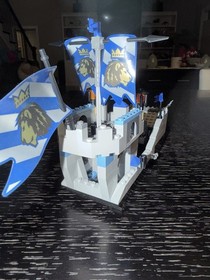Vintage Lego #8801 Knight's Kingdom Knight's Attack Barge - 100% COMPLETE