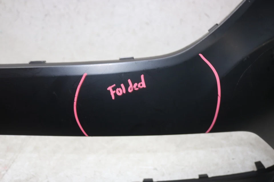 2013 2019 FORD TAURUS FRONT BUMPER COVER WITH SENSOR HOLES Foto 4 de 4