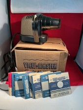 1940s 1950s view- master junior projector w/ 19 reels