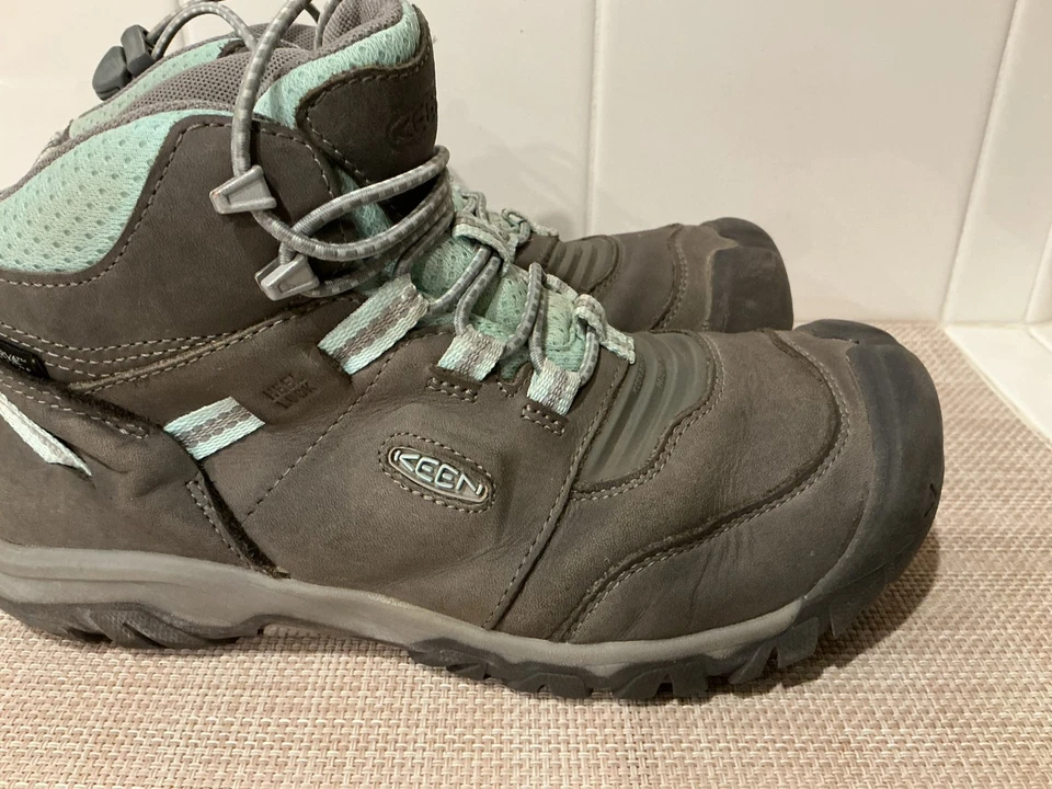 Botas de Senderismo Keen Dry Juvenil Talla 4 Impermeables Trail Ligeras Gris/Verde azulado Usadas Foto 3 de 4
