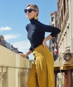 ZARA MUSTARD PLEATED TROUSERS WITH 