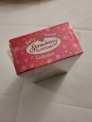 2005 Strawberry Shortcake Berry Sweet DVD Collection 5-Disc Box