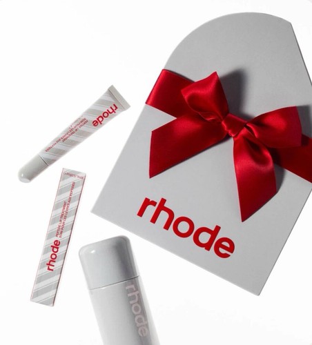 Rhode Holiday Duo - Peppermint Glaze Peptide Lip & Glazing Milk - Picture 4 of 5