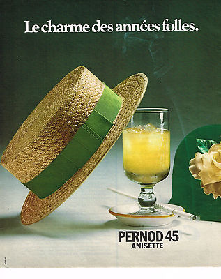 ADVERTISING ADVERTISING 104 1976 PERNOD 45 Roaring Twenties Amistte