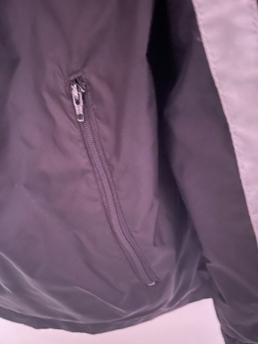 Reebok Jacket Black windbreaker Waterproof Men’s Size Medium - Picture 8 of 9