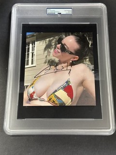 Billie Eilish Signed 6x8 Music Print PSA/DNA Encapsulated AUTO