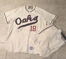 Oakland A's Oaks Dave Duncan Signed Throwback Game Used Worn Baseball Jersey MLB