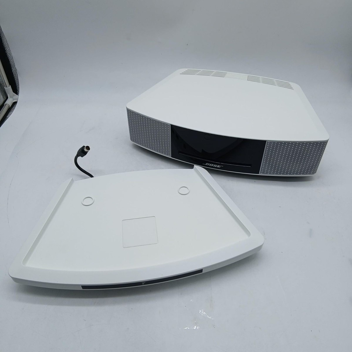 Bose Wave Music System IV with Sound Touch Pedestal & Remote