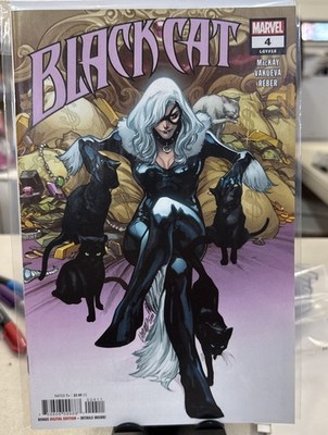 Black Cat #4 CVR A LARRAZ NM 2021