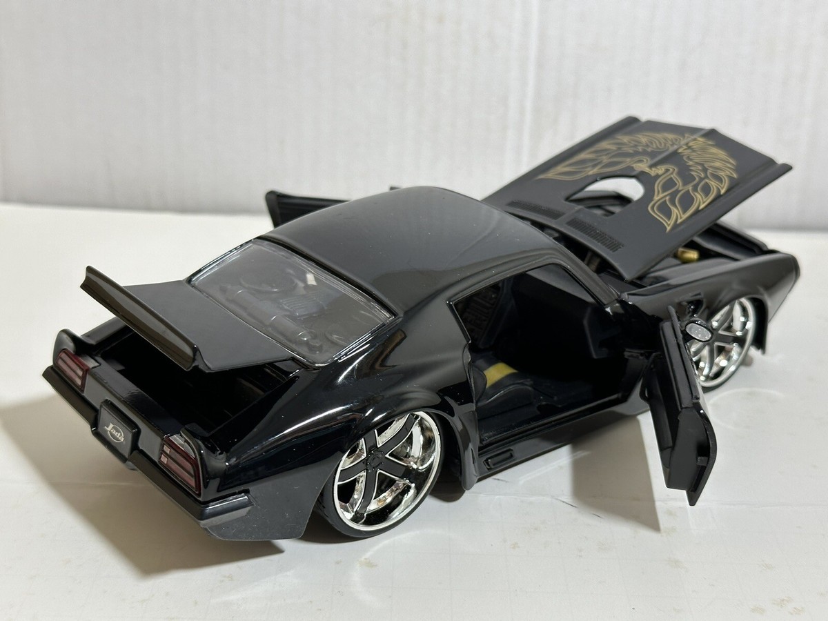 JADA BTM 1972 PONTIAC FIREBIRD TRANS AM BLACK 1:24 DIECAST MODEL