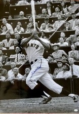 Top 10 Orlando Cepeda Baseball Cards 24