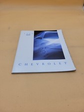 1993 CHEVROLET FULL LINE ORIGINAL DEALER SHOWROOM SALES BROCHURE CATALOG 95 PAGE