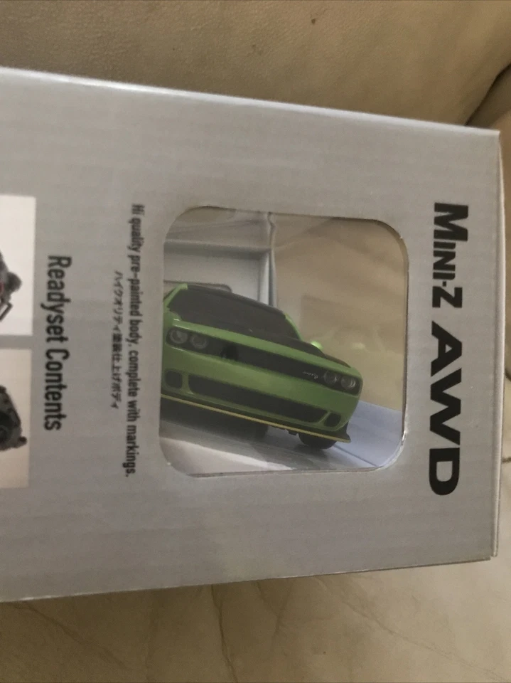 Kyosho Mini-Z AWD Dodge Challenger SRT Hellcat Redeye Sublime 32621MG MA020 NIB - Image 3 of 4