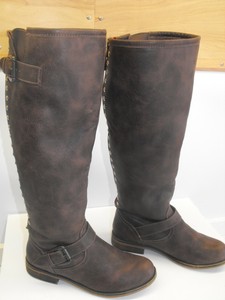 fila black and gold sneakers