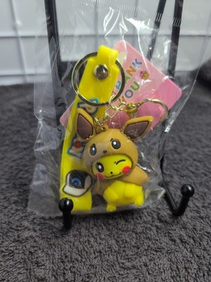 Pokemon Mash-Up 3D Figure Keychains with Carrying Strap-  Pikachu × Eevee Poncho
