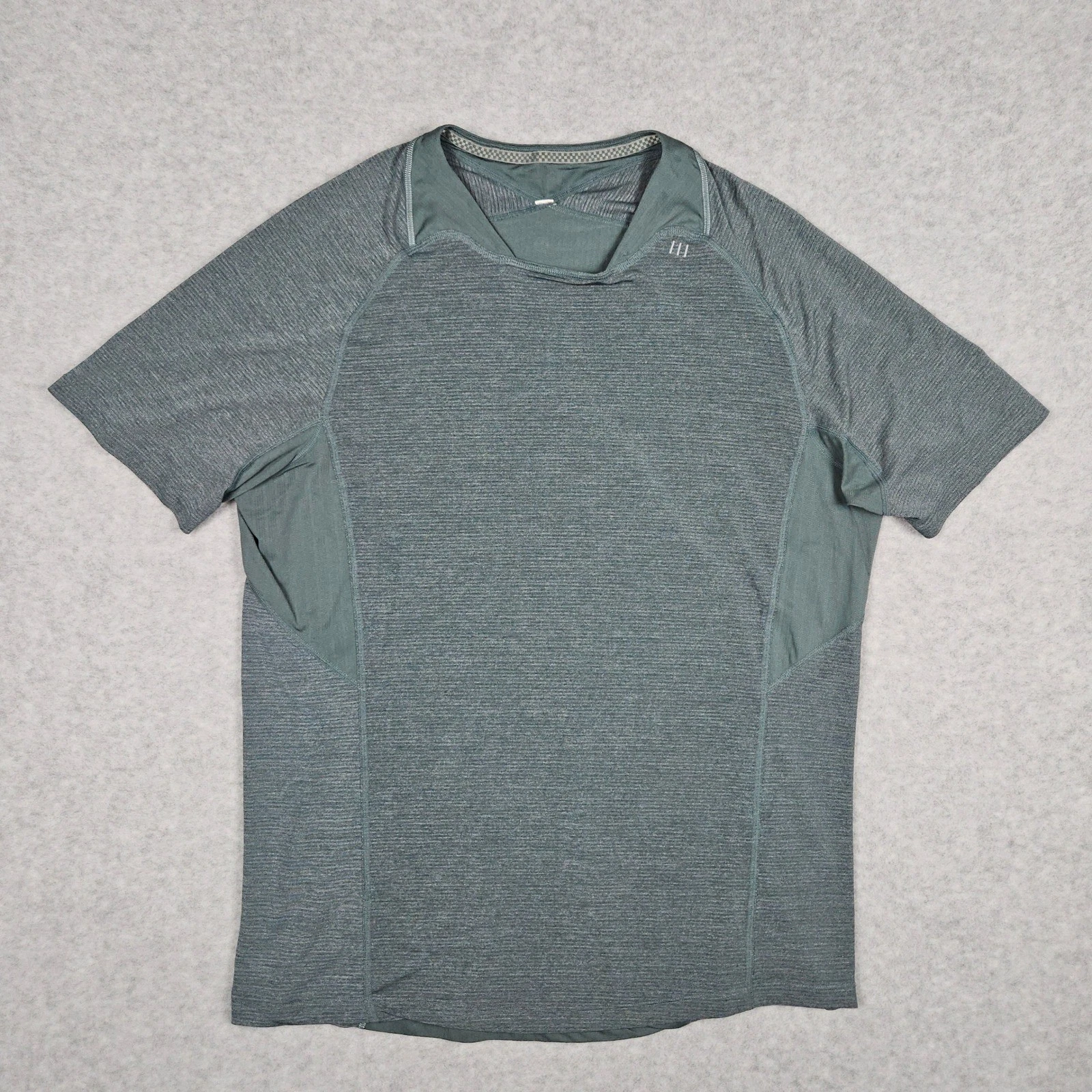 Lululemon Mens XL Green Vent Tech Short Sleeve T-Shirt Athletic Training Tee Gym