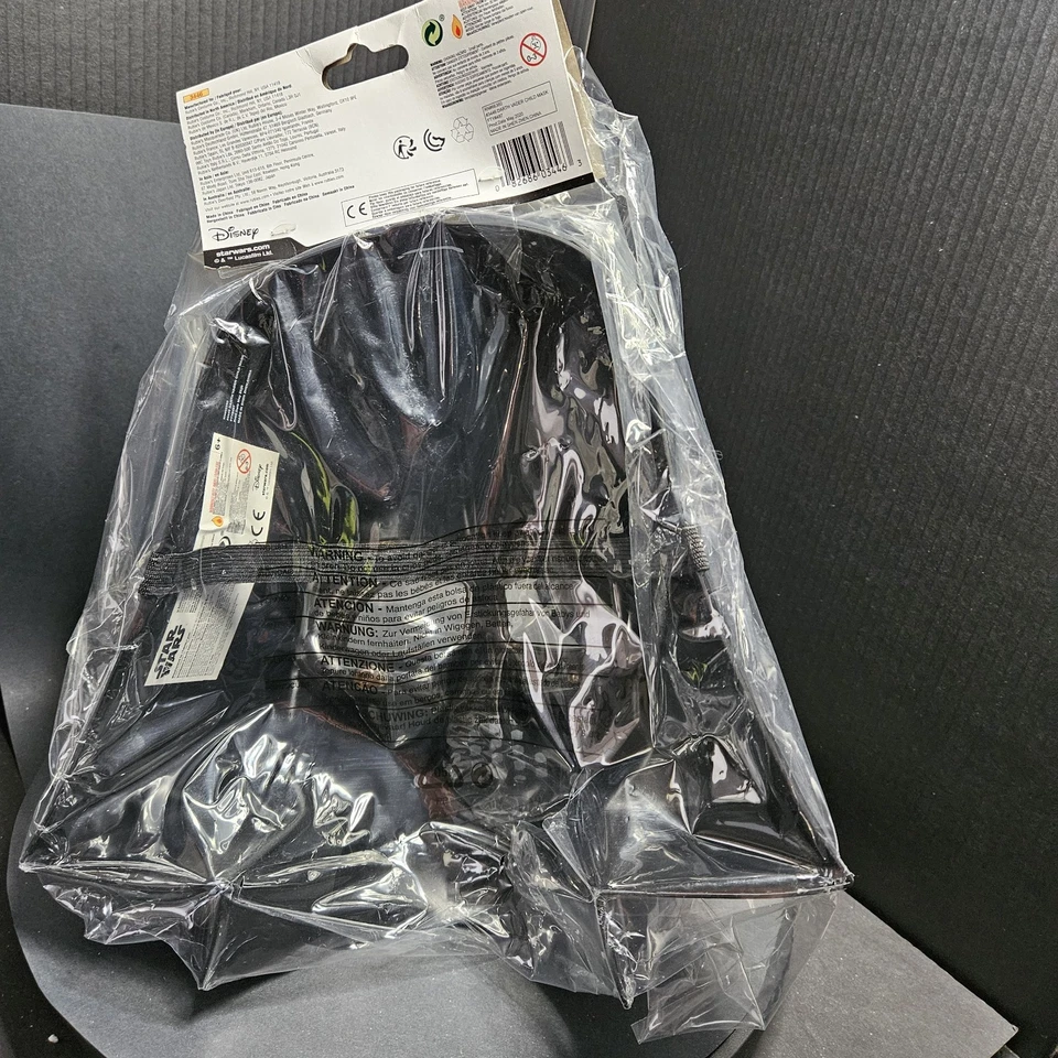 Disney Star Wars Darth Vader Mask Halloween Child Mask New - Image 4 of 4