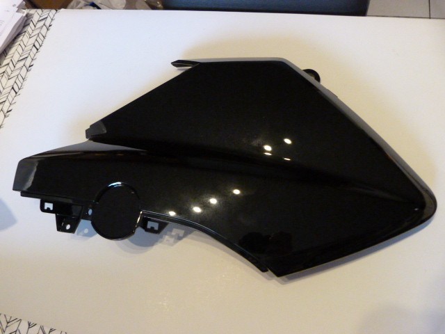 Corps superieur avant Yamaha 1SDF835G00P0 de qualité constructeur pour YP 250