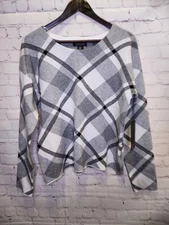Rachel Zoe Sweater Womens Medium Black Grey Plaid Knit NWOT