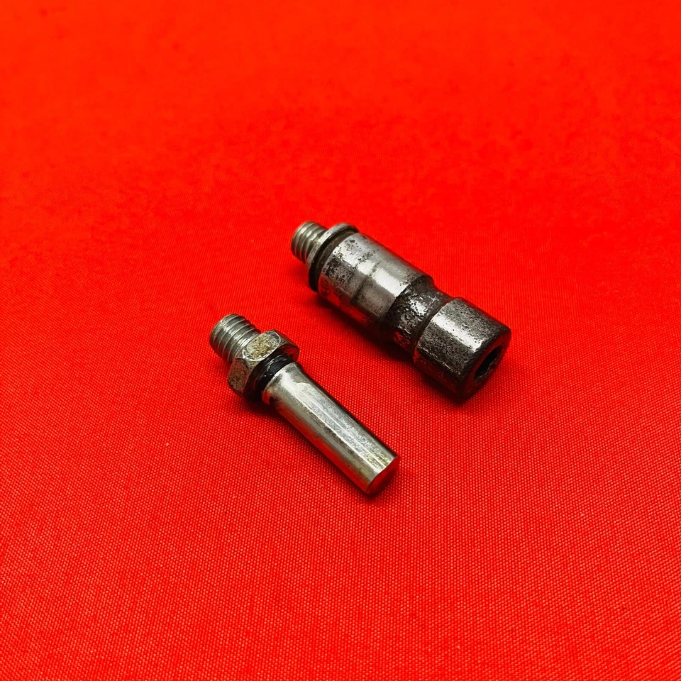 Pernos de montaje de pinza de freno delantera CR85 genuinos OEM HONDA CR 80 85 R B (1996-2008) Foto 2 de 4