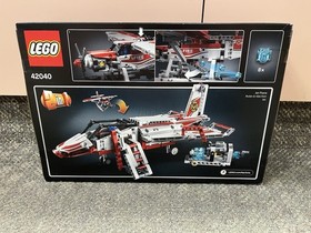 * LEGO #42040 TECHNIC FIRE PLANE 578 PIECES *FW