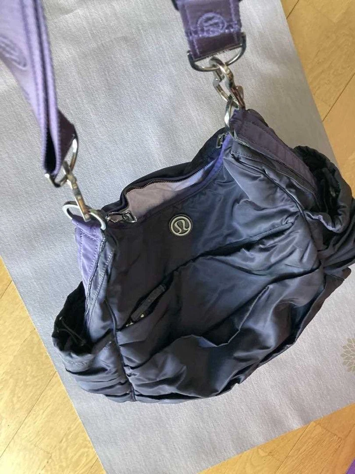 Lululemon Shoulder Bag Crossbody Logo Nylon Purple Women's USED FROM JAPAN - Image 2 of 4