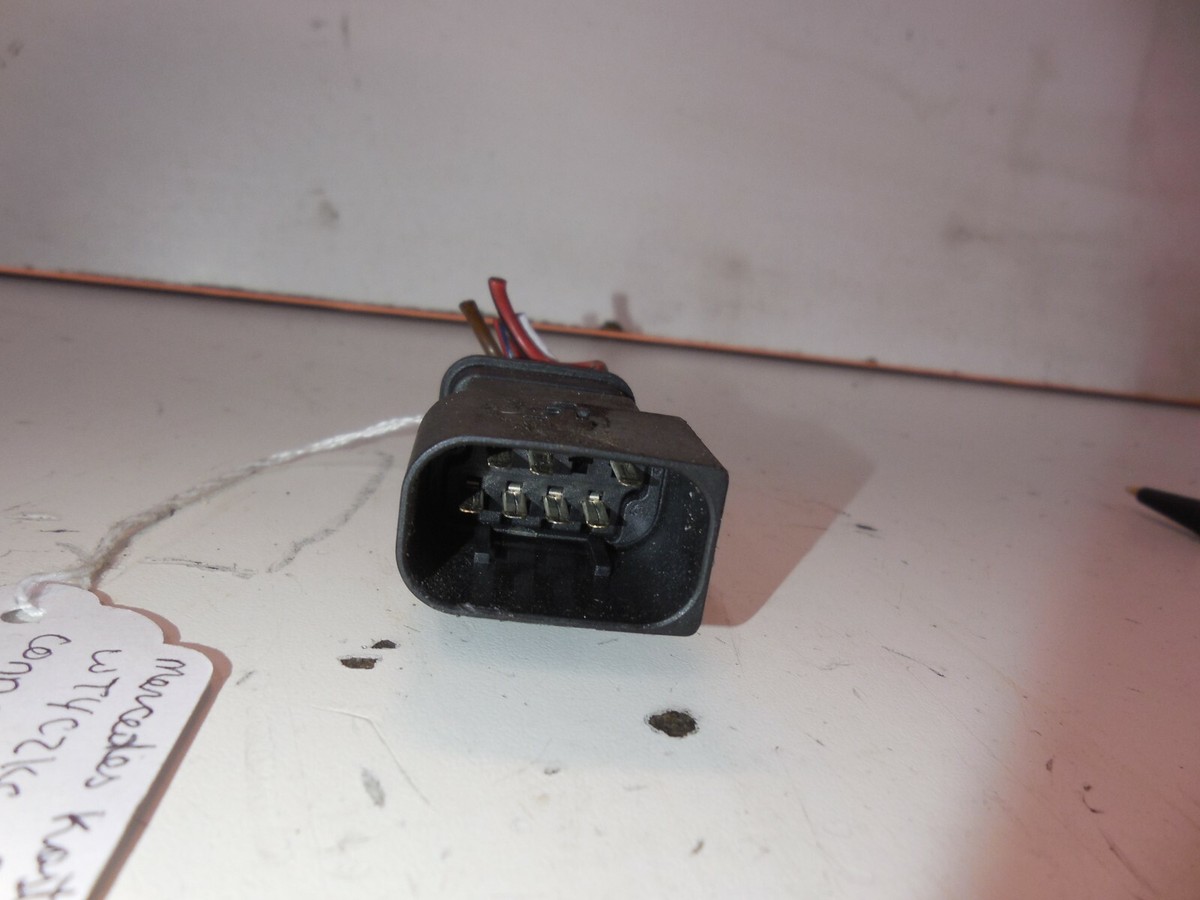 Mercedes KOSTKA Plug Wiring Connector Pigtail A 0485454228