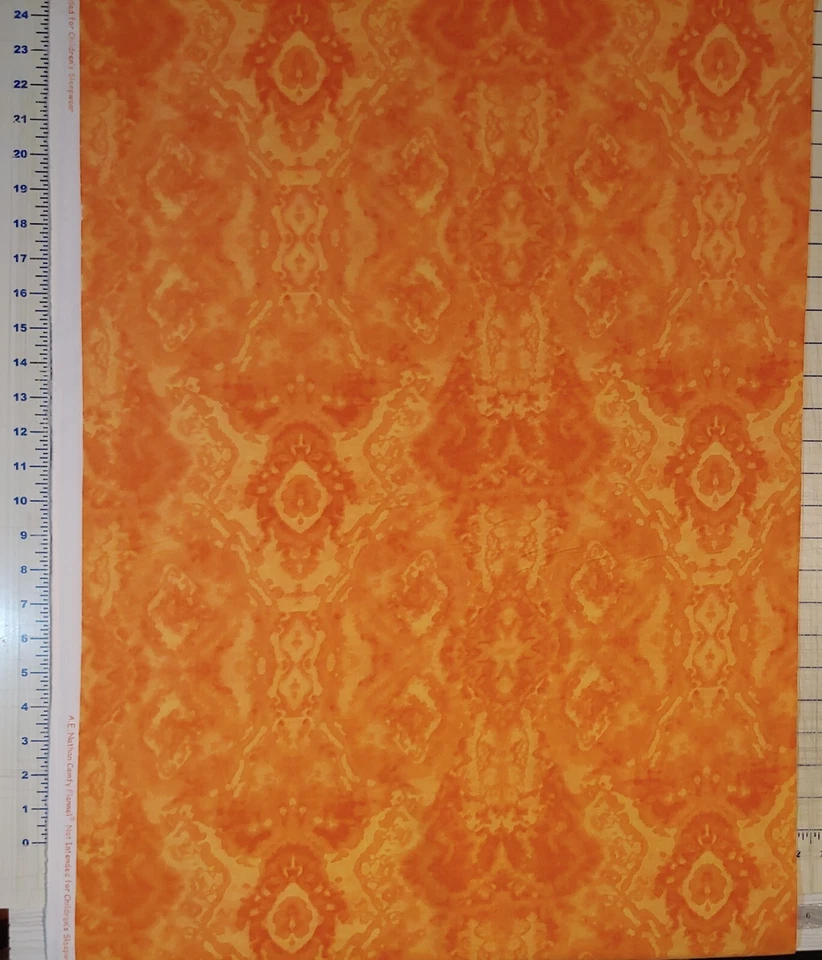 Medallones de tela de franela de algodón A E NATHAN tonos de naranja MEDIA YARDA BTHY Foto 3 de 3
