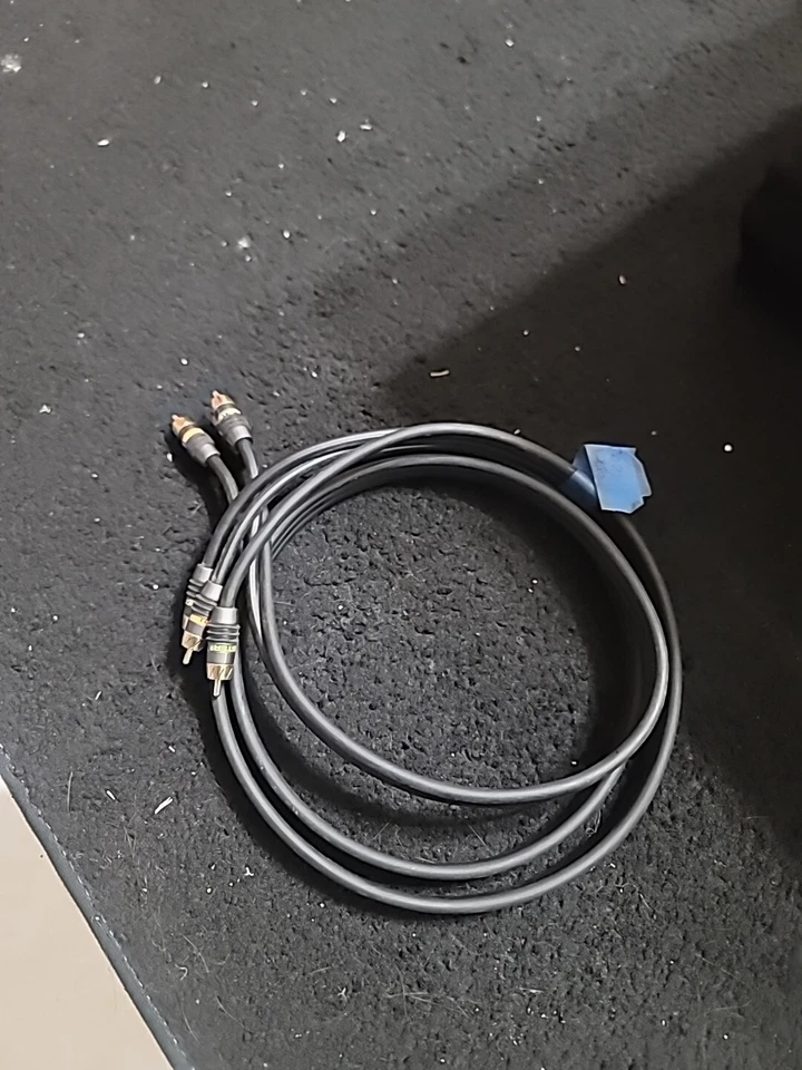 Monster Composite Video RCA Cable monstervideo High Resolution x4   - Image 2 of 3