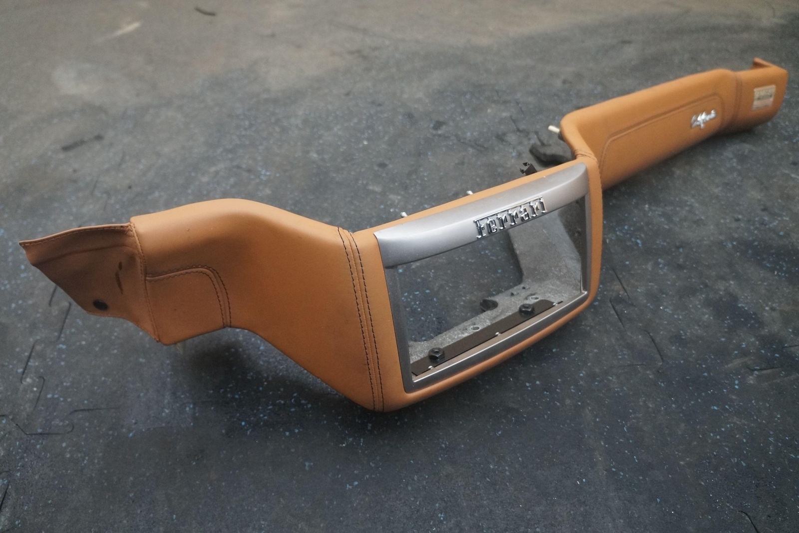 Center Right Dashboard Dash Trim Panel 82300500 Ferrari California 2010 *Note*