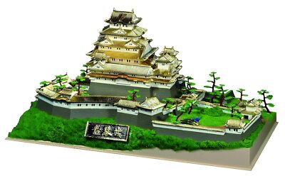 1/350 scale 姫路城 tokyomarui Himeji Castle Plastic Model 1/380 Japan's Famous Castle Deluxe