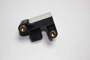 BMW 3 E90 E91 2009 Airbagsensor Crashsensor Drucksensor 6911003 EZE27442