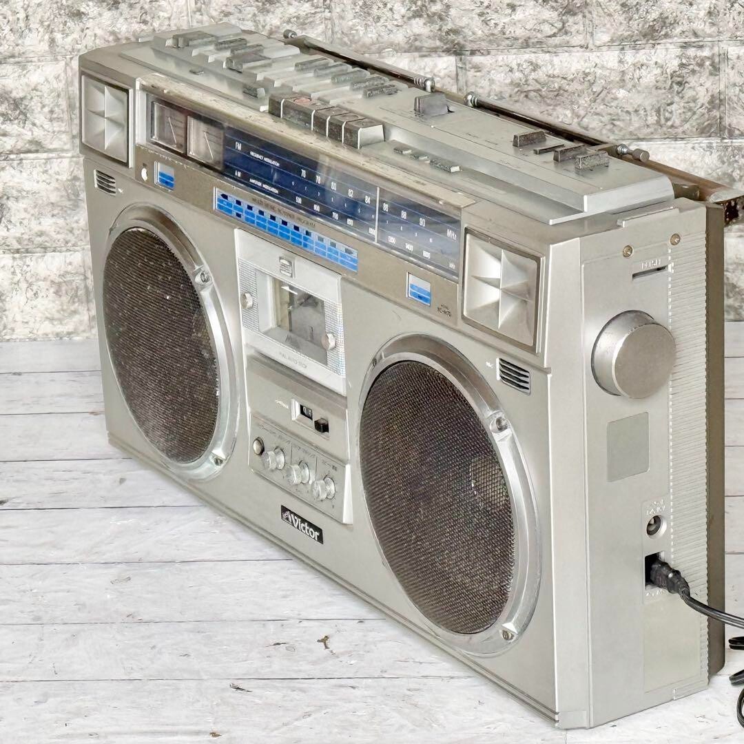 Victor ラジカセ シルバー　RC-M70 Victor RC-M70 AM FM Stereo Radio Cassette Recorder silver