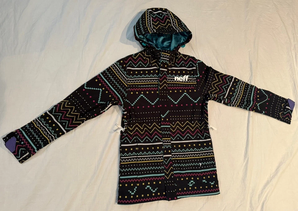 NEFF Women’s Snowboard Hooded Jacket Pac-Man Design Medium - Image 4 of 4