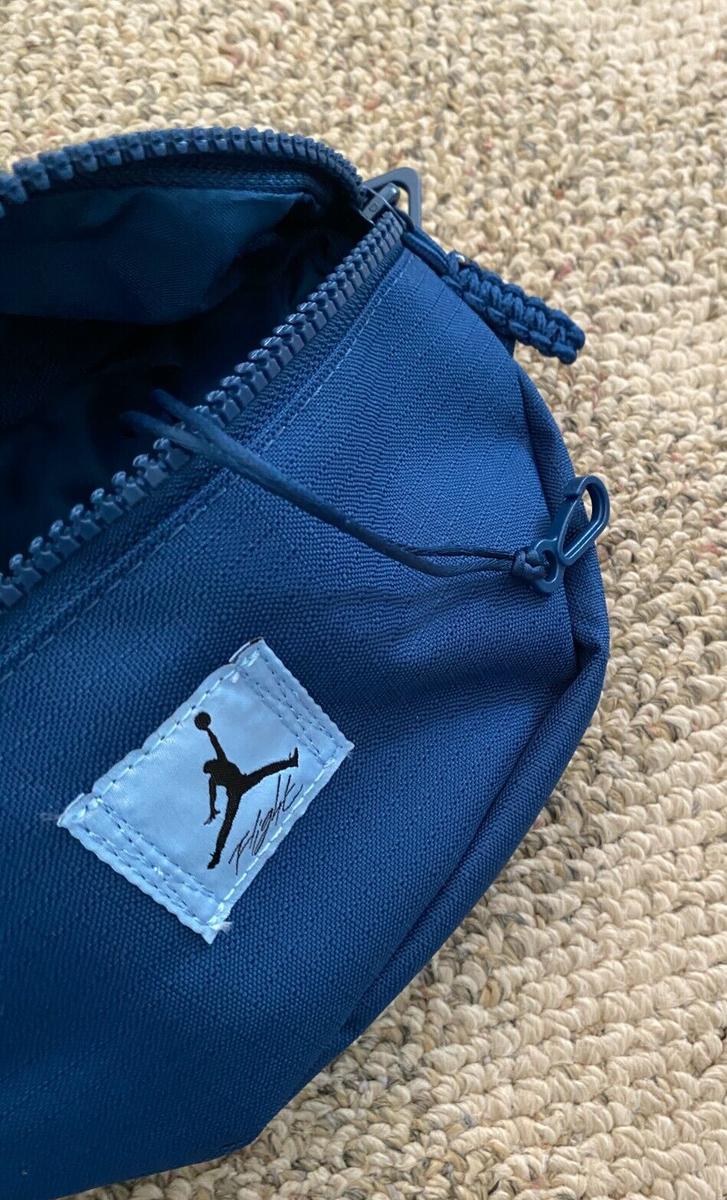 バッグ Rare 00's Nike Jordan Technical Body Bag Nike Jordan Jacquard Backpack or Shoulder Bag Girl Women
