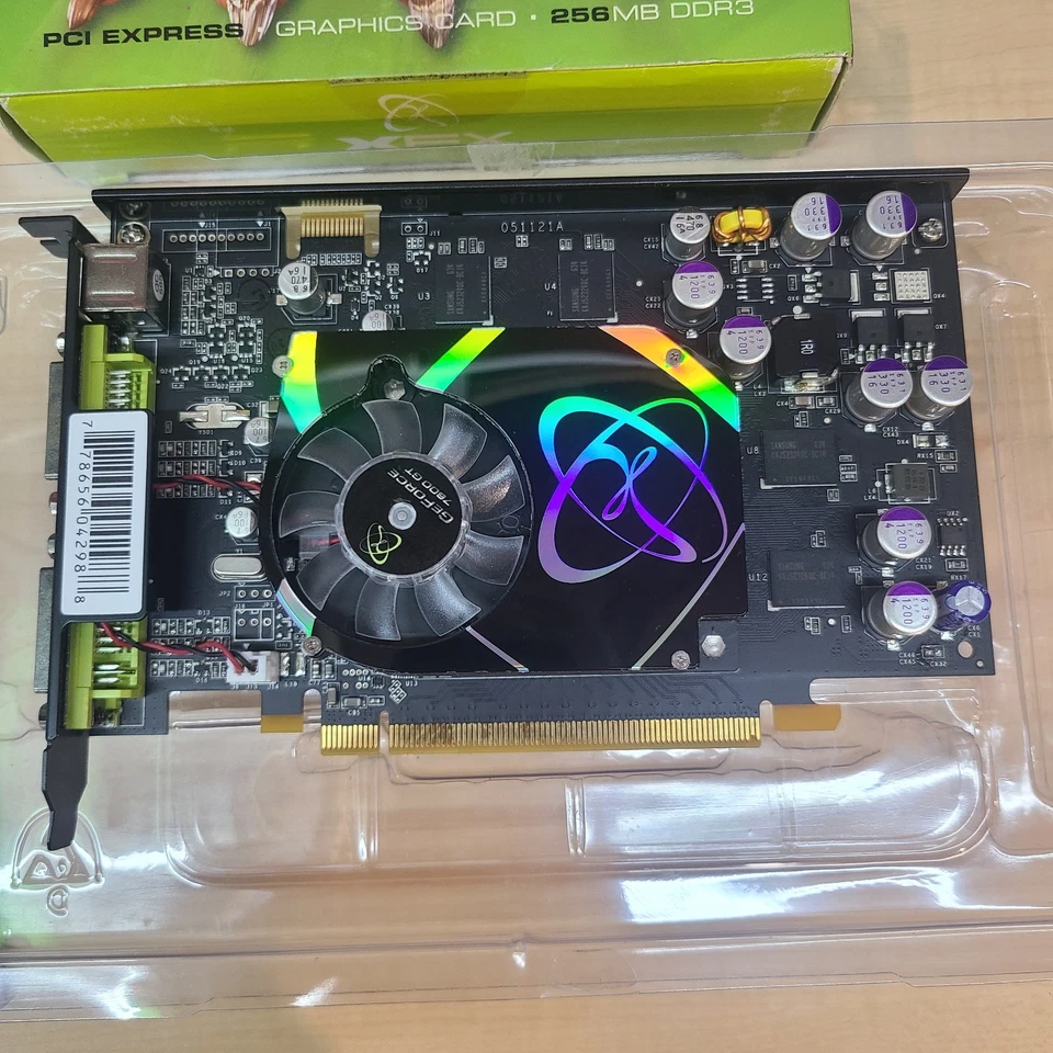 XFX NVIDIA GeForce 7600 GT 256MB GDDR3 XXX Edition - Image 4 of 4