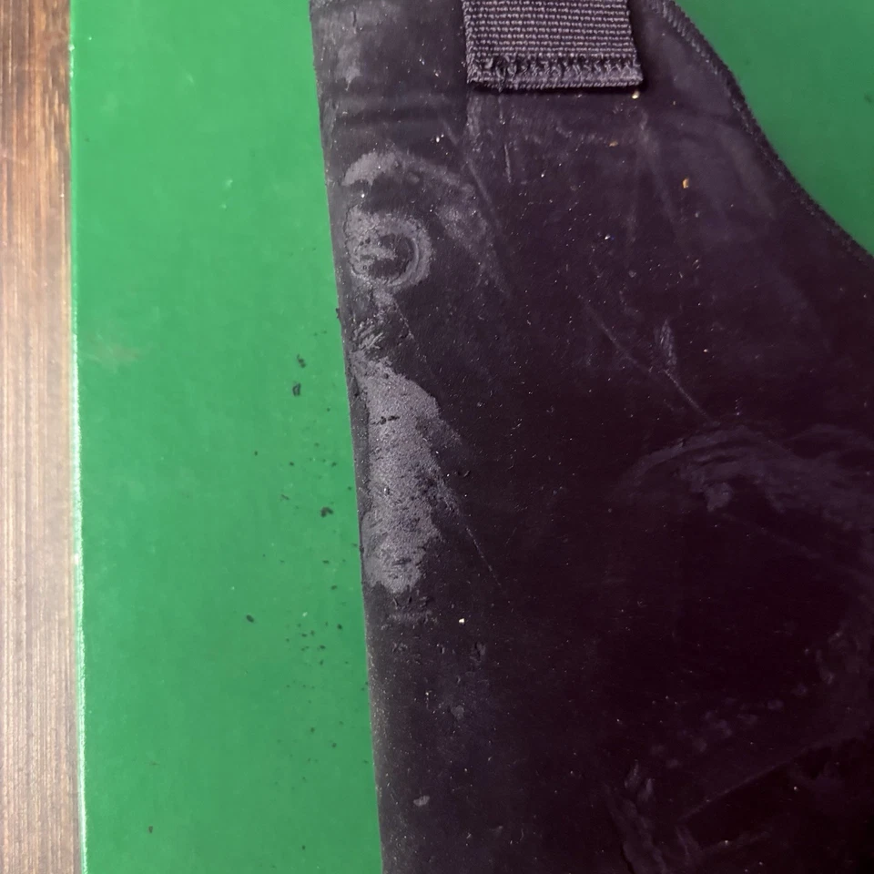 Uncle Mikes Inside The Pants Holster RH  SIZE 16 Autos 3 1/4"- 3 3/4" Barrel - Image 4 of 4