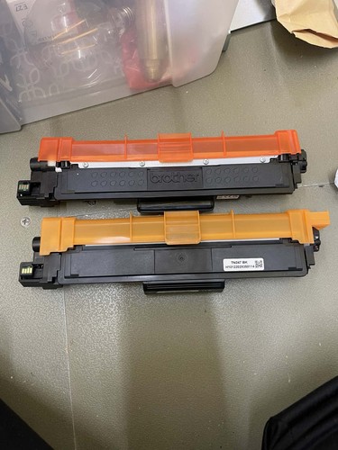 Brother TN-247BK, TN243BK Schwarze Tonerkartuschen mit hoher Reichweite.