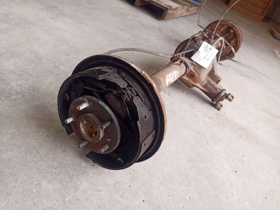 Rear Axle Assy 295,250mi 3.42 Gear Ratio from 1992 GMC 2500 Van 11719605 Foto 2 de 4