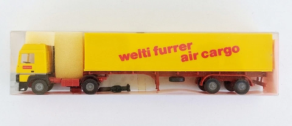 Roskopf 1:87 #526 Renault R370 - tractor + semitrailer "Welti Furer" - Immagine 2 di 2