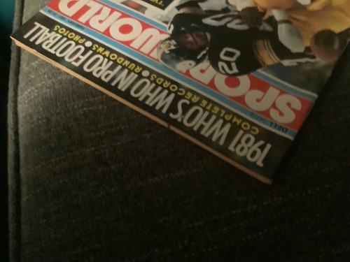 Steelers Rocky Blier Sportsworld Magazine 2/81 no Label Ever-Newsstand Ex - Picture 9 of 9