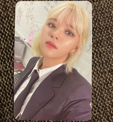 JEONGYEON TWICE - Formula of Love: O+T=＜3 - Official Photo card